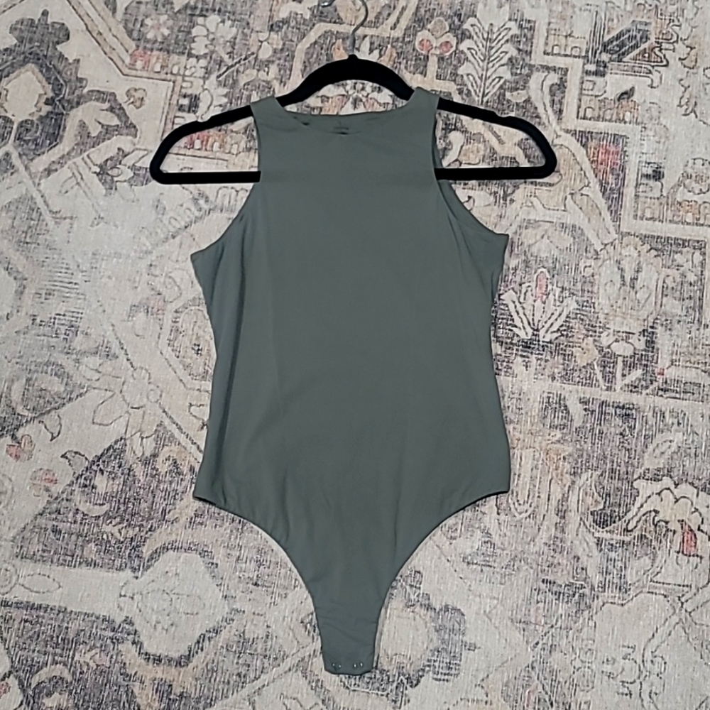 Skims Fits Everybody High Neck Bodysuit Juniper M